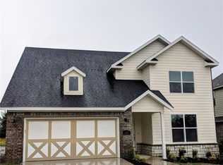 605 McClain Rd, Bentonville, AR 72712