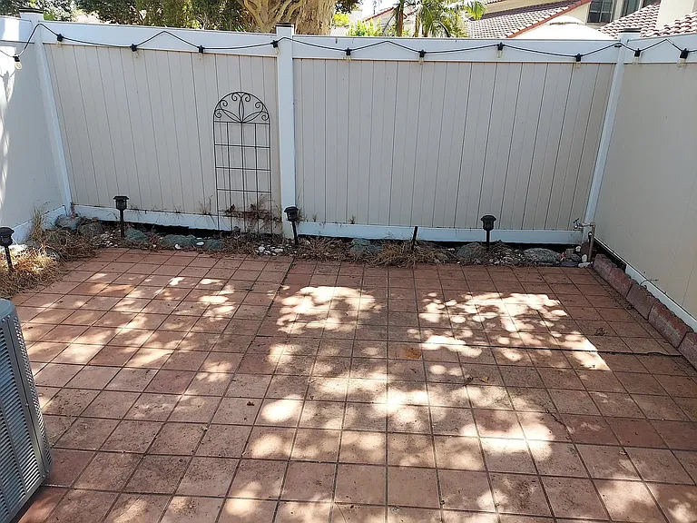 1310 Albariza Pl #3 — Photo 24
