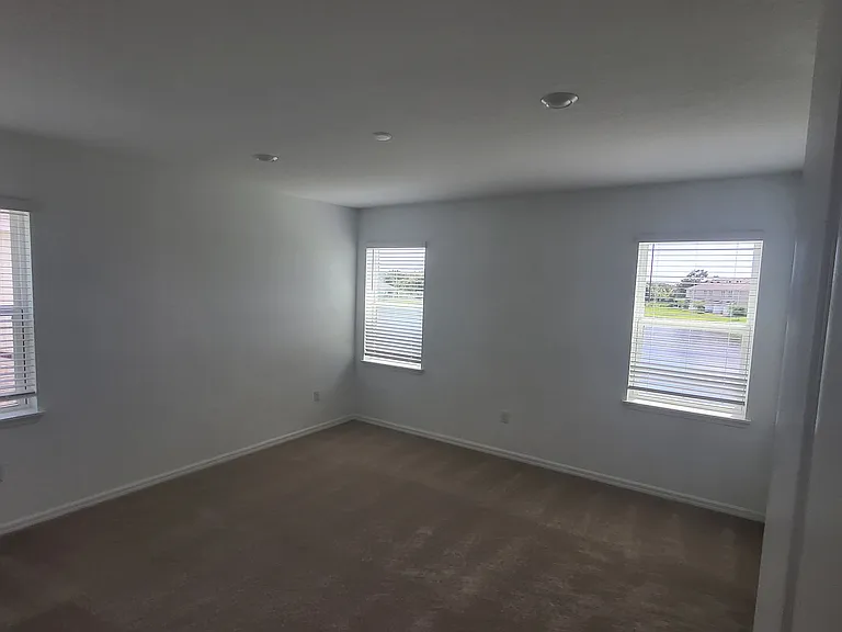 15076 Shady Palms Ln — Photo 29