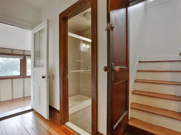 1611 Summit St, Columbus, OH 43201