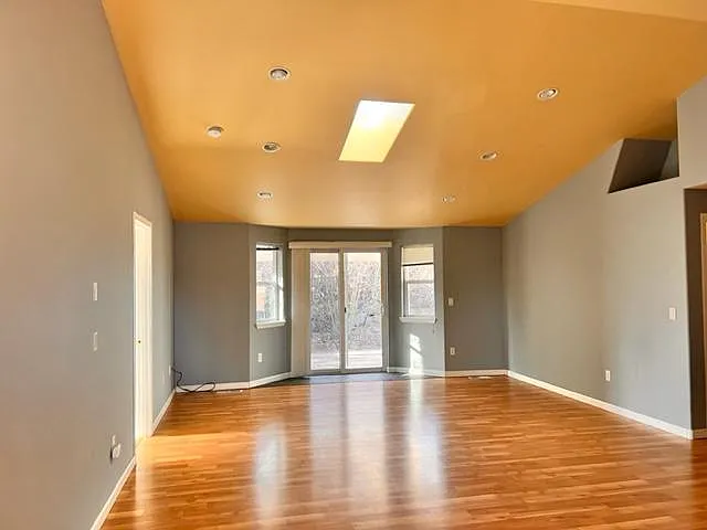 3349 NE Mendenhall Dr — Photo 7