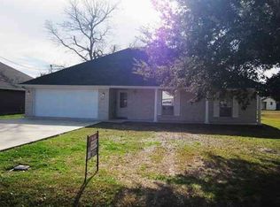 407 N 4th St, Nederland, TX 77627