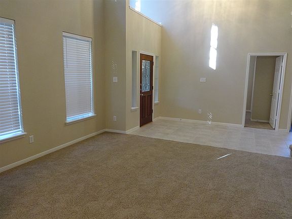 2nd image of 2514 Vermillion