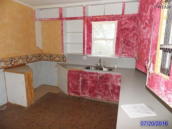 5th image of 316 Ellis St