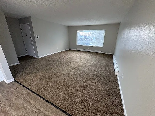 2 bed, 950 sqft, $975 — Photo 3
