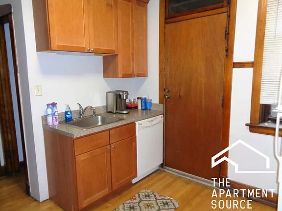 2nd image of 2822 N Mildred Ave #3