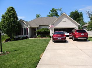 10246 Bentley Dr, North Royalton, OH 44133