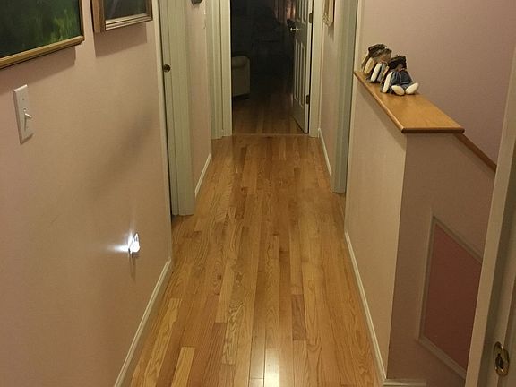 2nd image of 2 Carrie Ann Dr