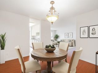 223 Mountain Hwy #211, North Vancouver, BC V7J 3V3