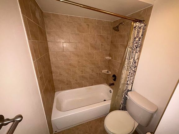 4th image of 2950 SW 22nd Cir #4A