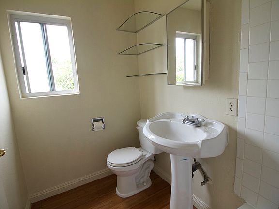 3rd image of 12920 Dalewood St APT 13