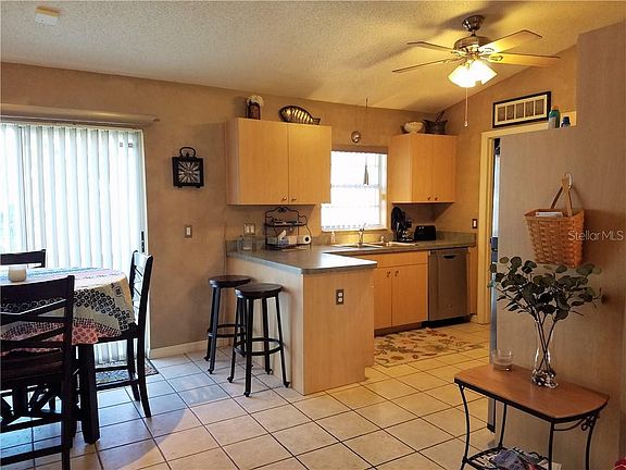 5th image of 6147 4th St S
