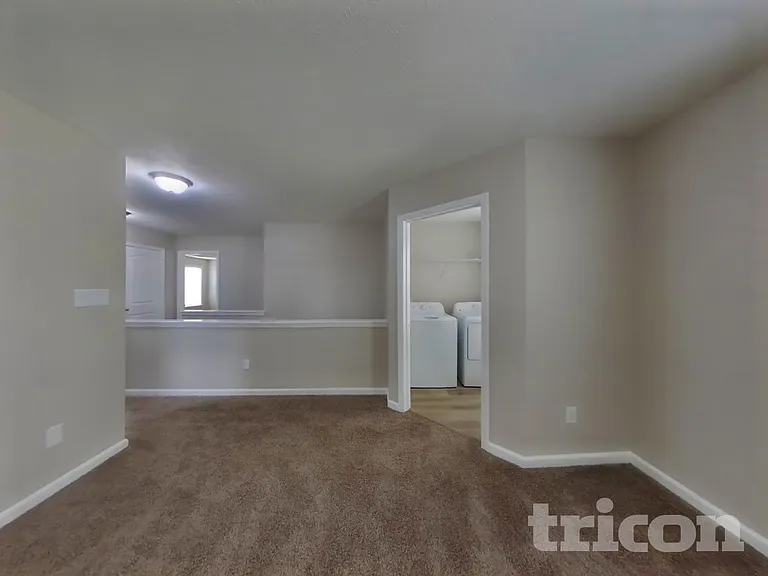 5330 Himalayan Dr — Photo 17