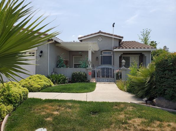 1764 Golden Way