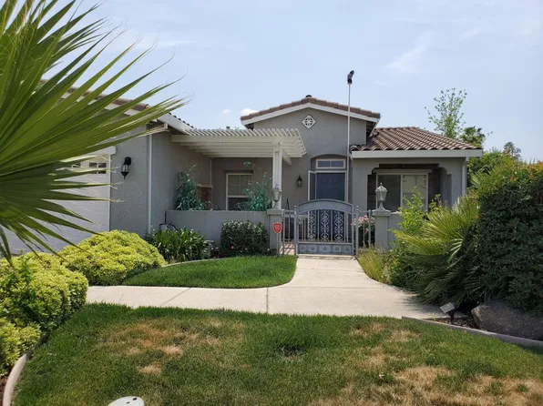 1764 Golden Way, Dinuba, CA 93618