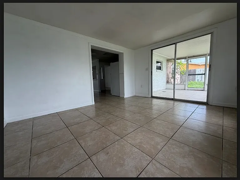 10110 Cherry Creek Ln — Photo 8