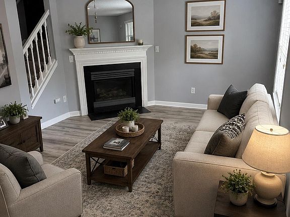 4th image of 5553 Fieldcross Ct