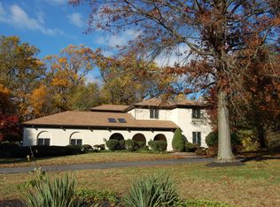 6 W Mozart Dr, Wilmington, DE 19807