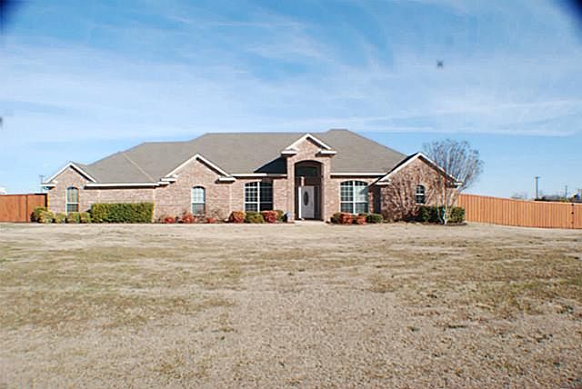 1st image of 1906 Thornberry Dr