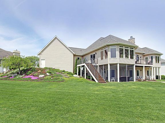 3rd image of 8576 Wallinwood Farms Ave
