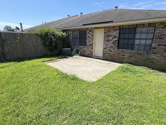 4th image of 206 Splane Dr