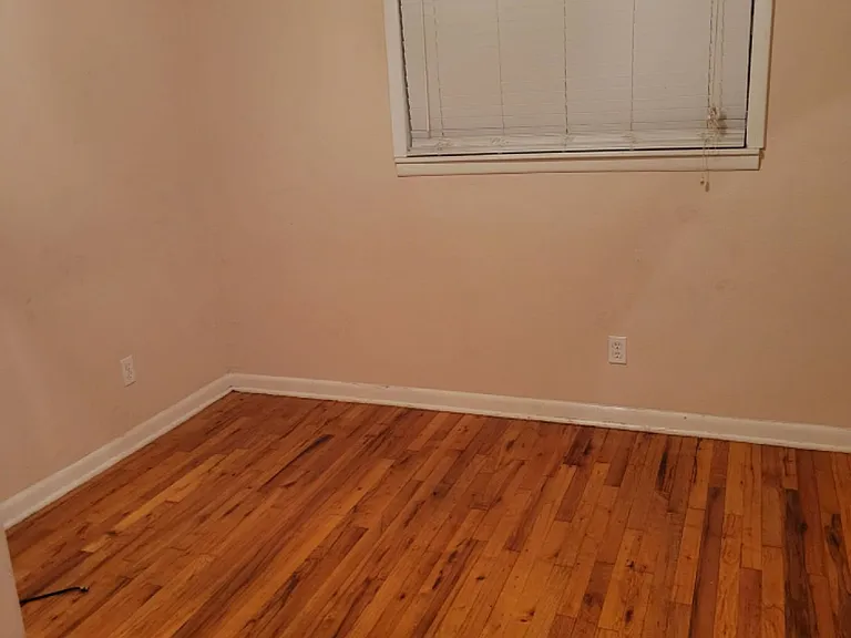 1505 Hudson St #4 — Photo 3
