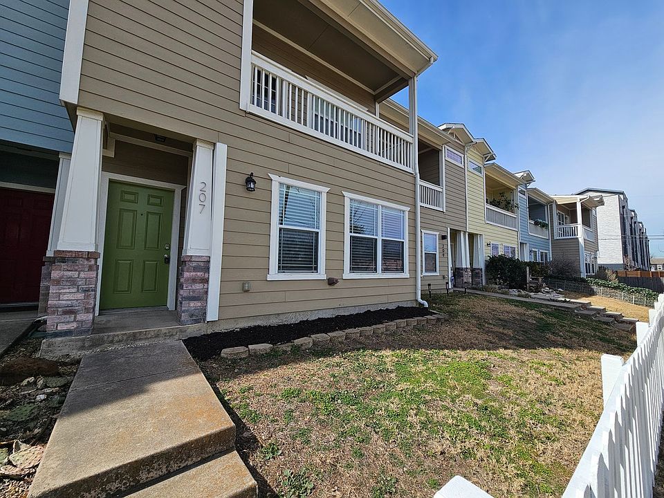 1st image of 207 Starr St