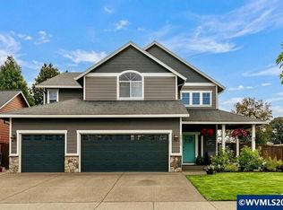 4889 Whitewater St NE, Salem, OR 97305