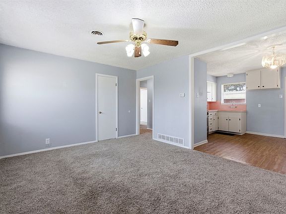 5th image of 3409 Heather Ln