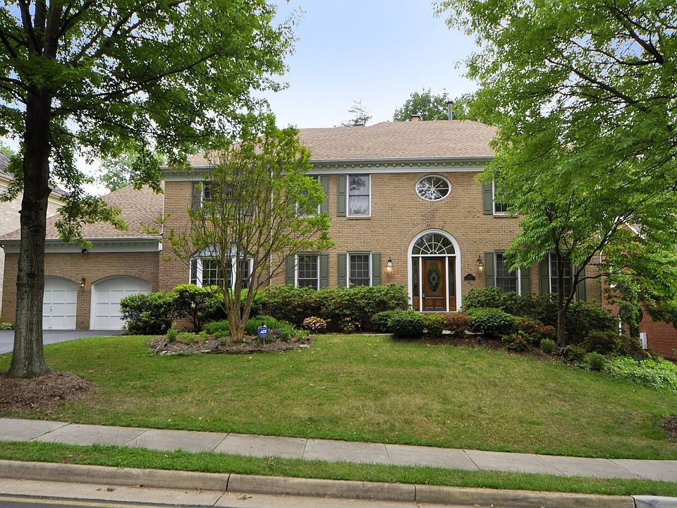 1st image of 3605 Lamplight Dr