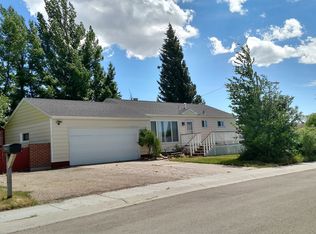 309 Lower Sunset Dr, Kemmerer, WY 83101