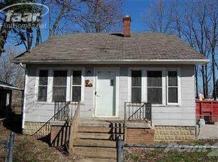 1016 Harmon St, Flint, MI 48507