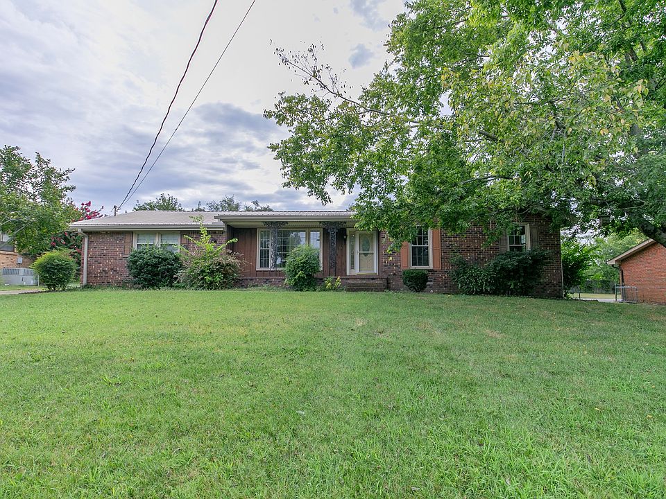 1st image of 307 Donna Dr