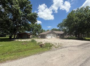 1258 24500th Rd, Parsons, KS 67357