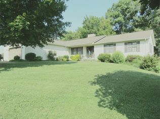 4015 Princeton Rd, Hopkinsville, KY 42240