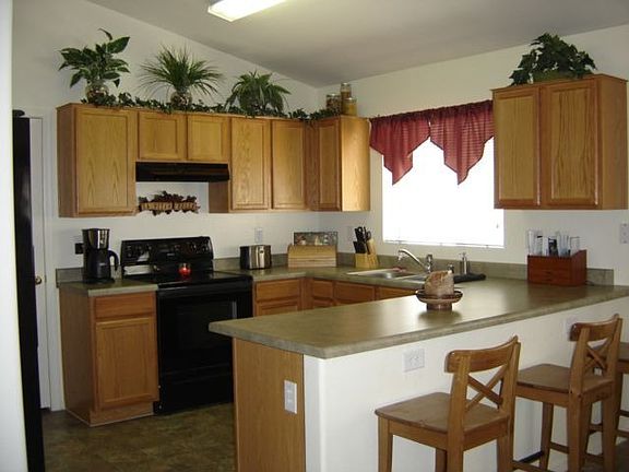 Spacious Kitchen