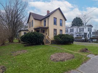 527 Lenox Ave, Oneida, NY 13421