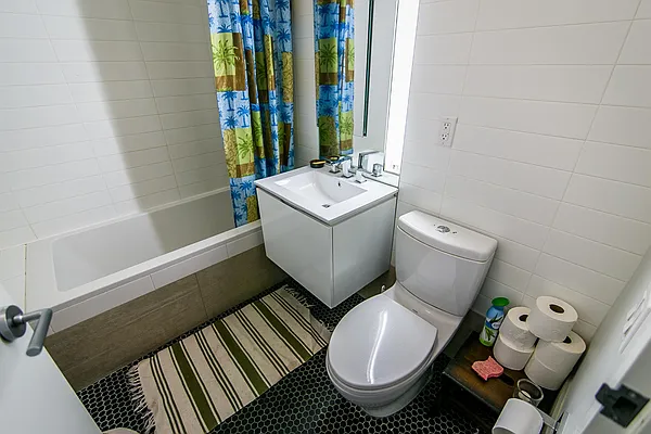 Rented by Nooklyn NYC LLC | media 57