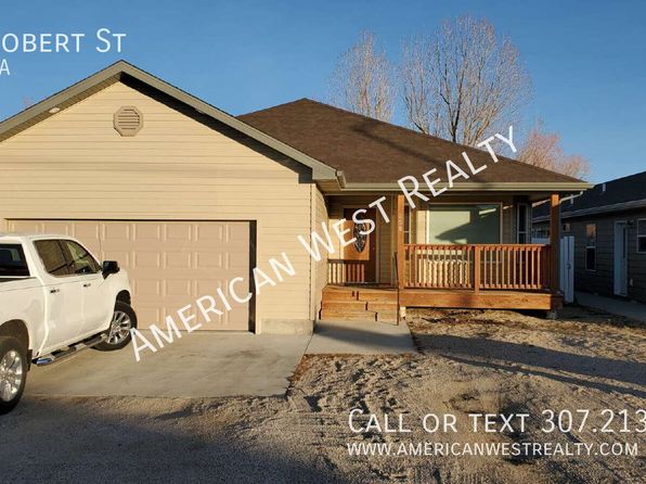 258 Robert St
