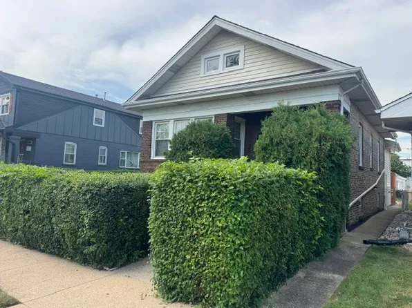 2726 Clarence Ave, Berwyn, IL 60402