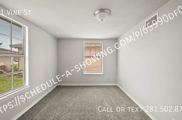 741 Vine St — Photo 8