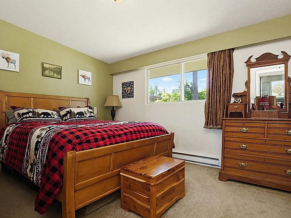 3rd image of 11895 230th St