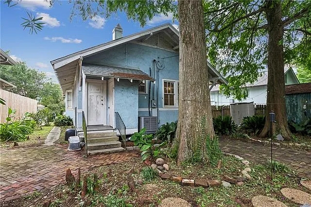 2216 Joseph St — Photo 18