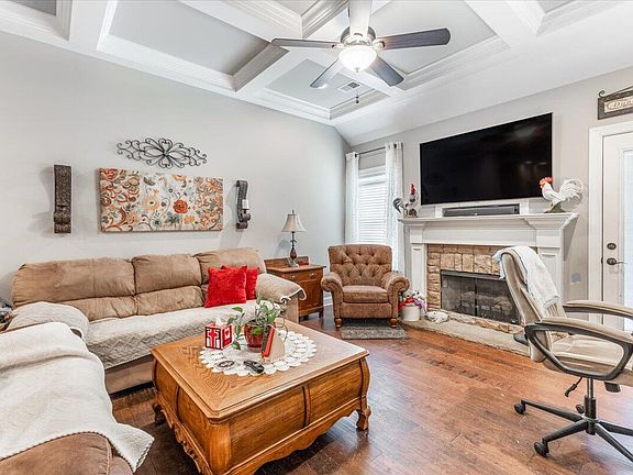 5th image of 44 Sunset Cove Dr