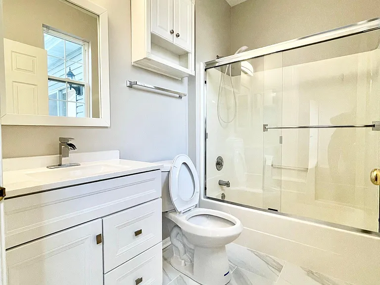 1675 McDowell Ave — Photo 13