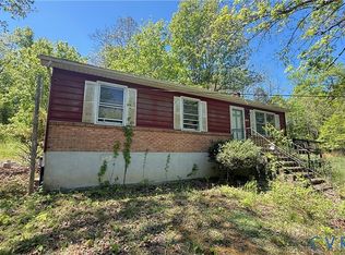 1386 Springwood Rd, Fincastle, VA 24090