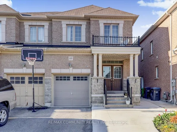 69 Clearfield Dr, Brampton, ON L6P 3J4