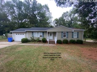 1005 Sandalwood Dr, Fayetteville, NC 28304