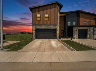 268 Nomo Pl, Crown Point, IN