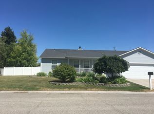 2933 Janis Dr, Burley, ID 83318